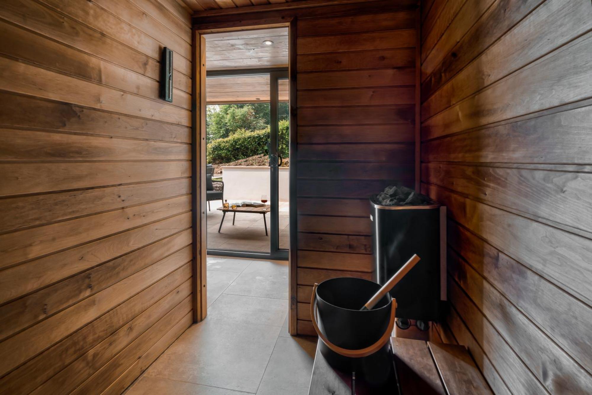 Villa The Hideaway At Longtail Bowness-on-Windermere Esterno foto